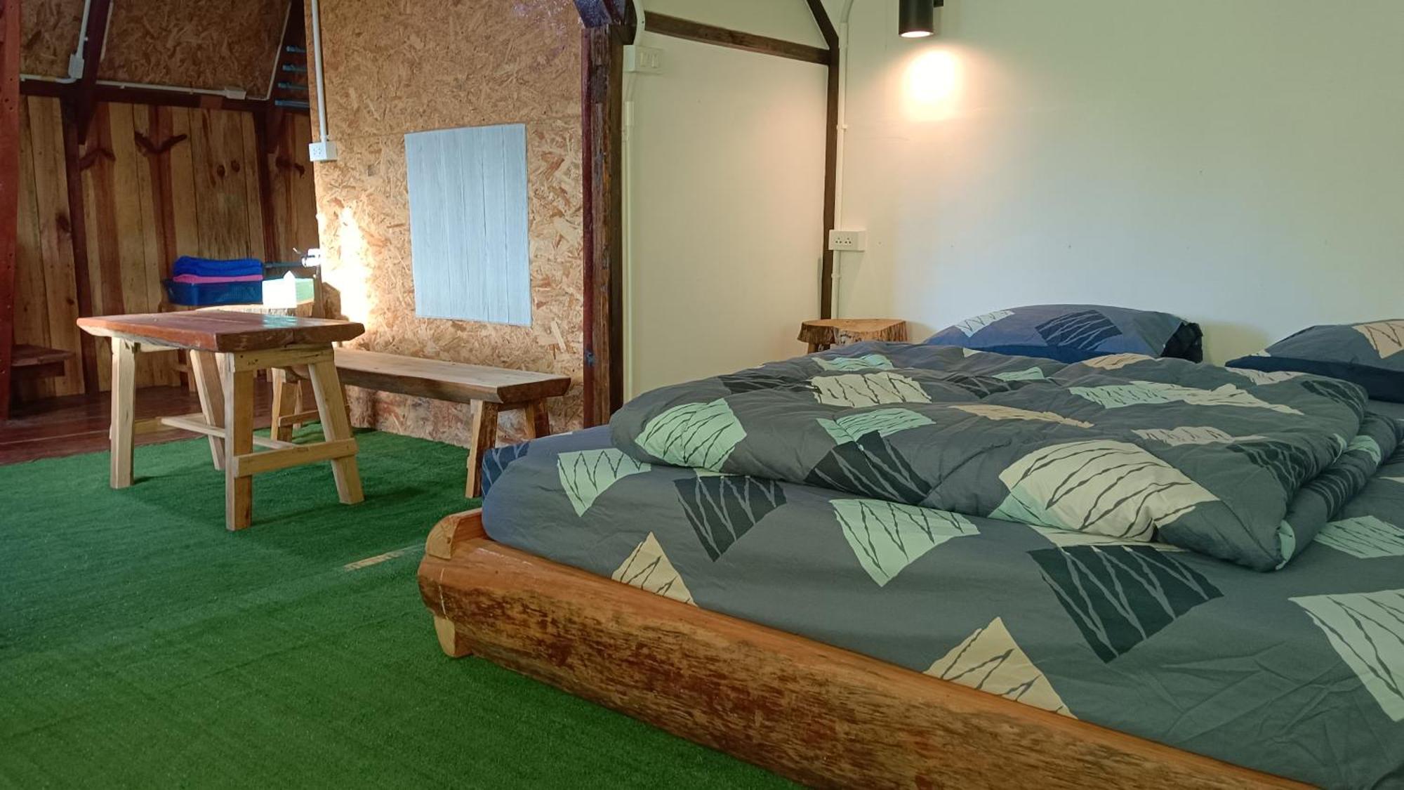 ไร่นิธิสุนทร Nithisoonthon Farmstay Мае Хонг Сон Екстериор снимка